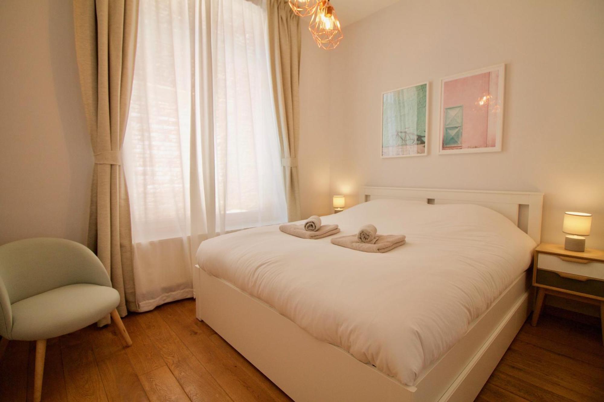 Heart Of Grand Place - Stunning 3Br Triplex Brussels Exterior photo